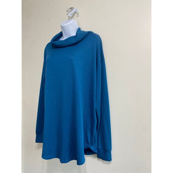 Woman's St John’s Bay Blue Long Sleeve Tunic Sweater- Size Large Staple Chic - Picture 2 of 9